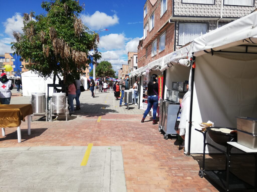 Stand de agentes turísticos y artesanos