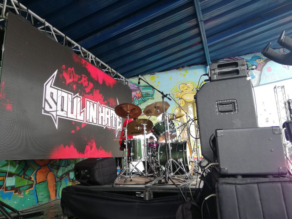 Parque Fundacional de Bosa escena del Rock Bosuno