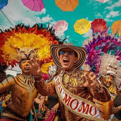 Rey Momo quien inicia la gran fiesta. Imagen: Fotos Marca Colombia